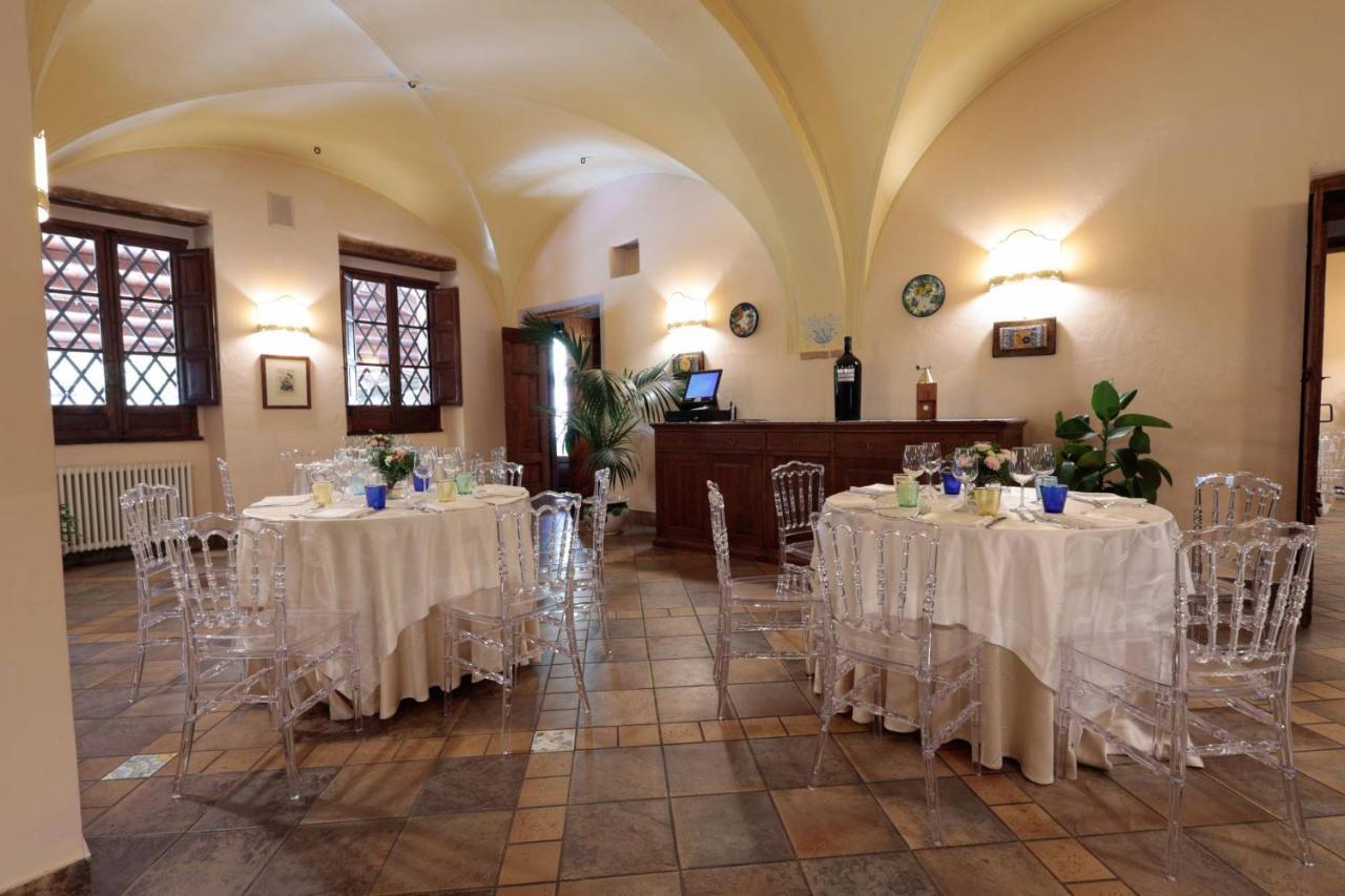 Hotel Corte Dei Tini Терамо Екстериор снимка