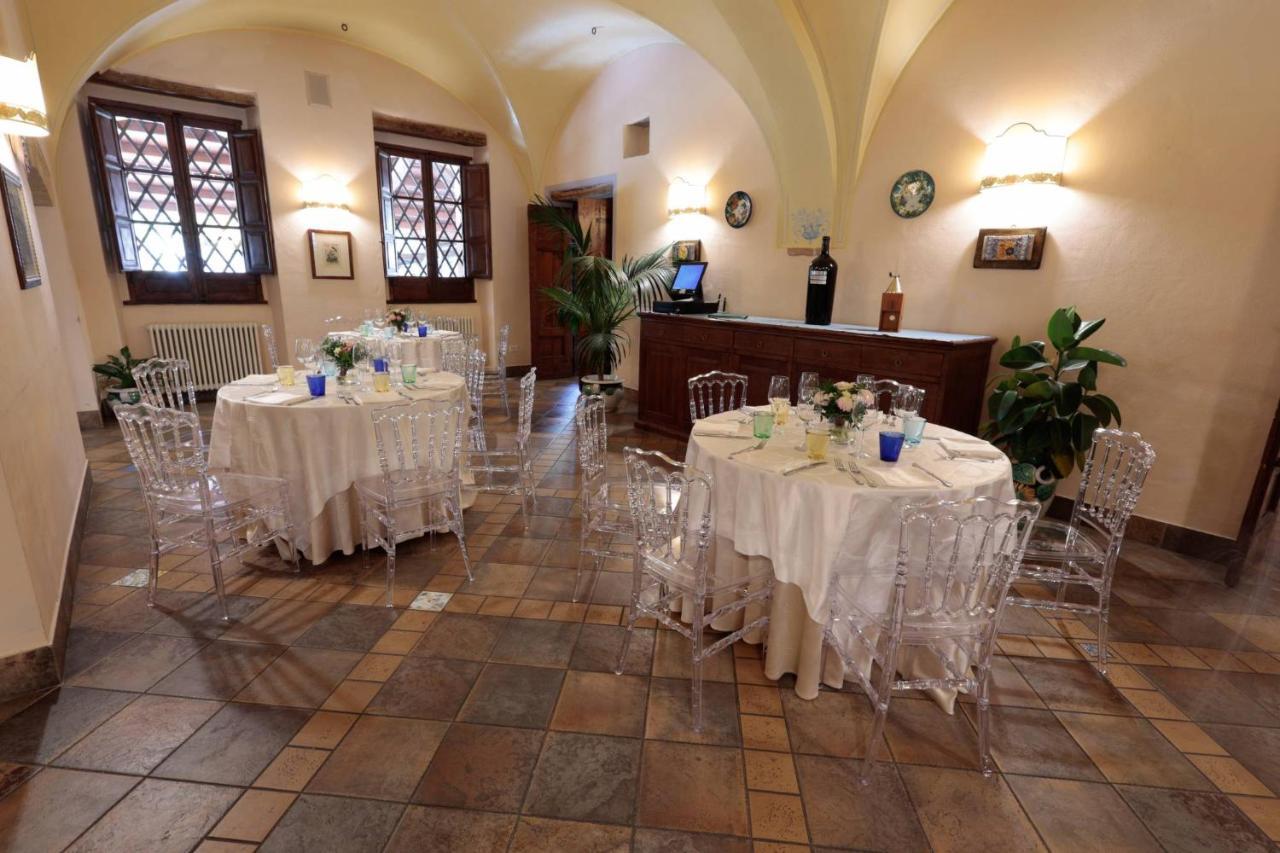 Hotel Corte Dei Tini Терамо Екстериор снимка